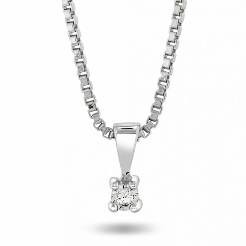 Min første DIAMANT 0,03ct W/P