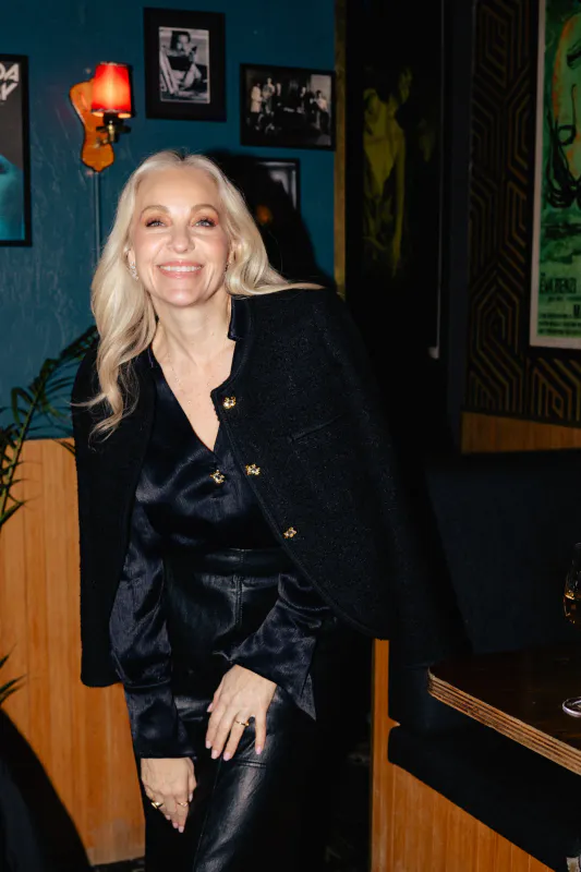 Janne Formoe BlackBeauty bluse