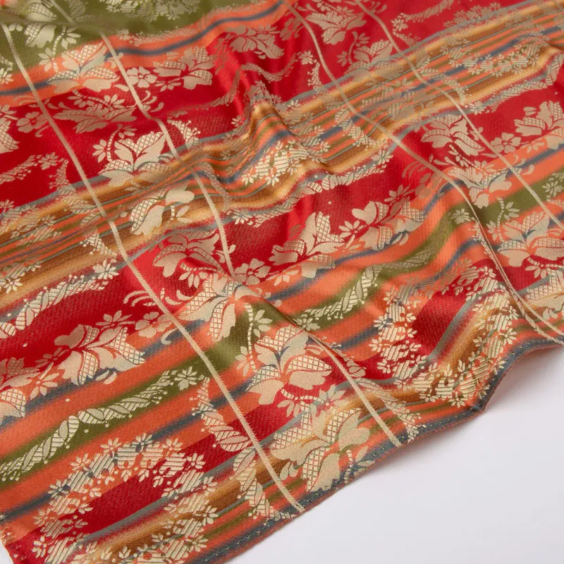 Victoria Silkeskjerf 059