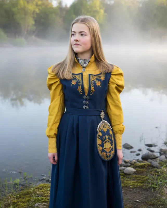 NORDlys blusen i sennepsgul