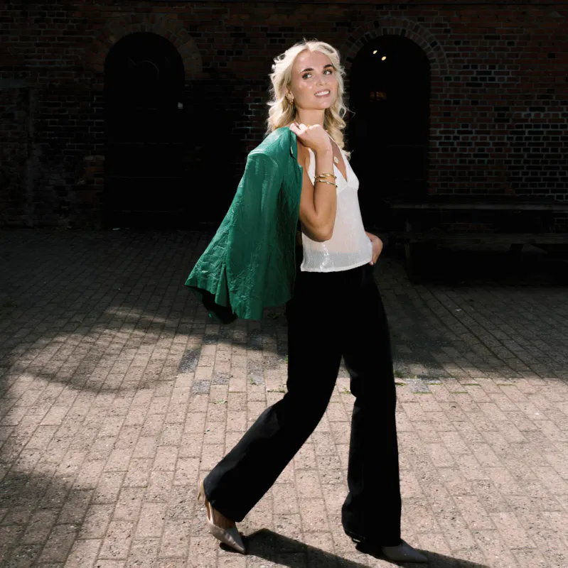 Frida Leonore Rise classic bangle i forgylt stål